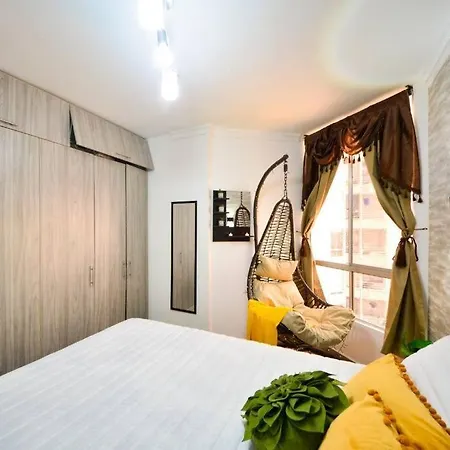 Apartamento Cozy Just Steps From The