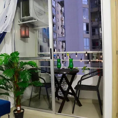 Apartment Cozy Just Steps From The