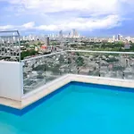 Cozy Accommodation Just Steps From The Beach